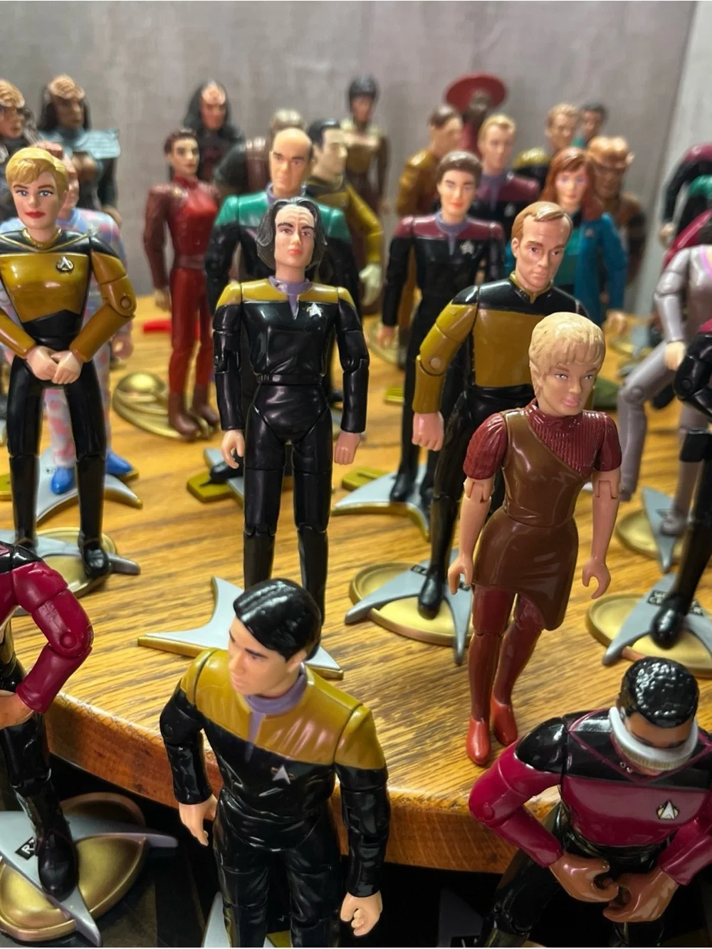 Large lot of Star Trek action figures 33 in the lot